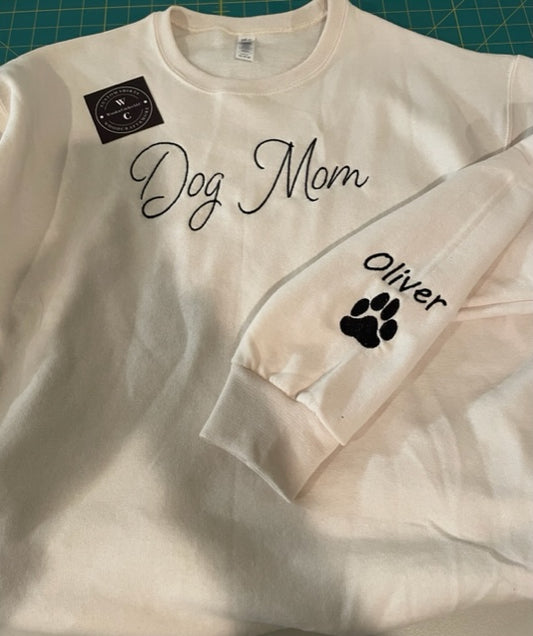 DOG MOM embroidered